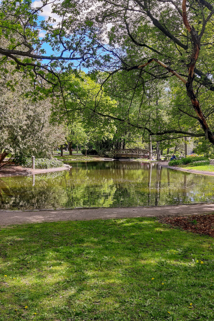 Park Alppipuisto v Helsinkách.